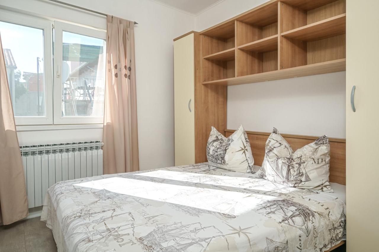 Apartmani Gabriella Vodice Exterior photo