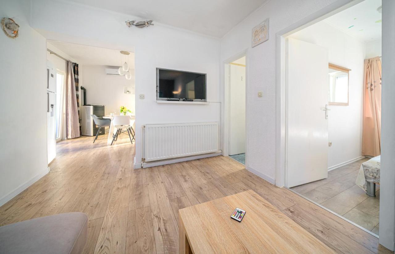 Apartmani Gabriella Vodice Exterior photo